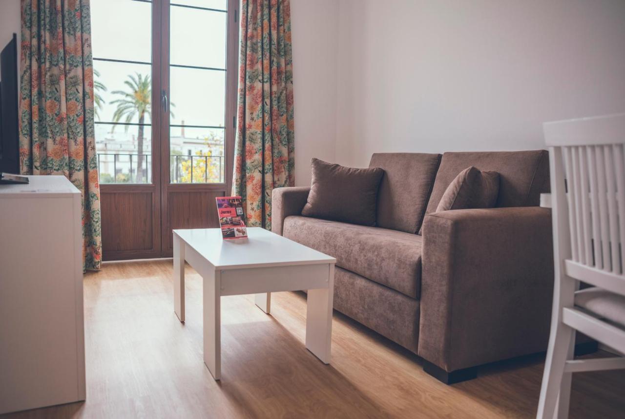 Apartamentos Puerta Sevilla Херес-де-ла-Фронтера Экстерьер фото